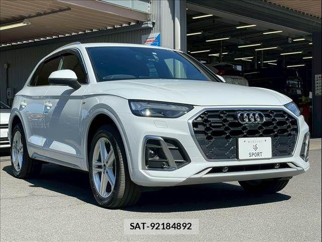 Audi Q5 2021-10 5860366-15