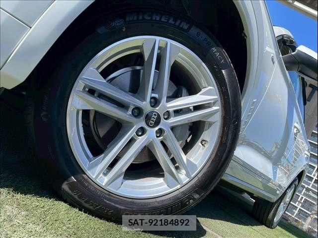 Audi Q5 2021-10 5860366-18