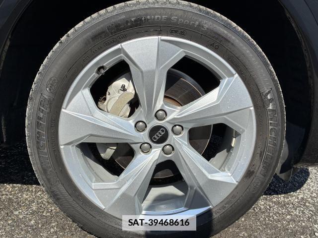 Audi Q5 2022-09 6009658-23