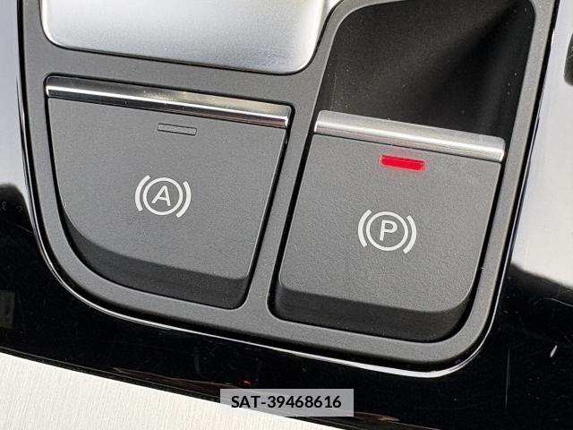 Audi Q5 2022-09 6009658-27