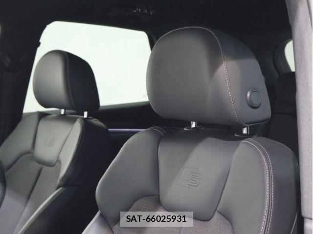 Audi Q5 2022-05 6009657-5