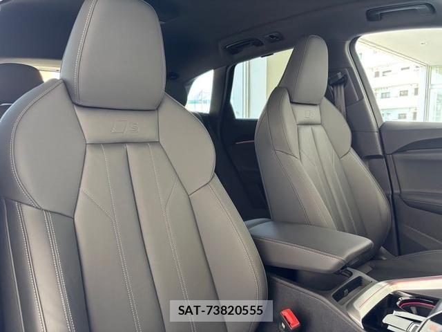 Audi Q5 2025-09 6009648-4