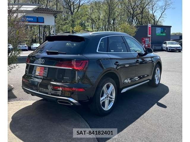 Audi Q5 2024-10 6271199-3