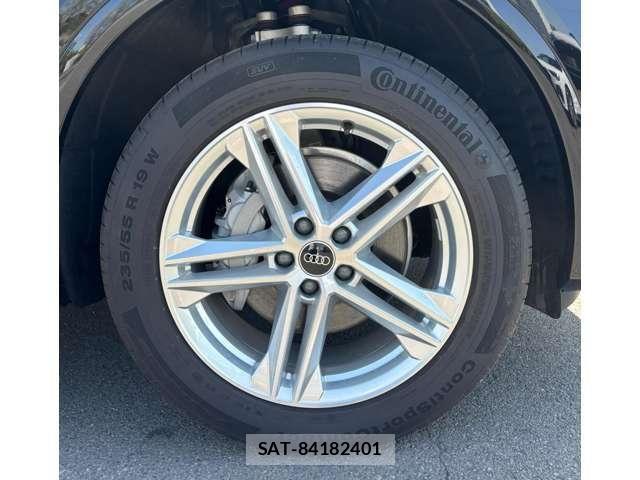Audi Q5 2024-10 6271199-7