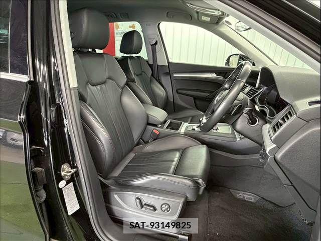 Audi Q5 2019-09 6275763-6