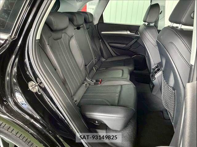Audi Q5 2019-09 6275763-7