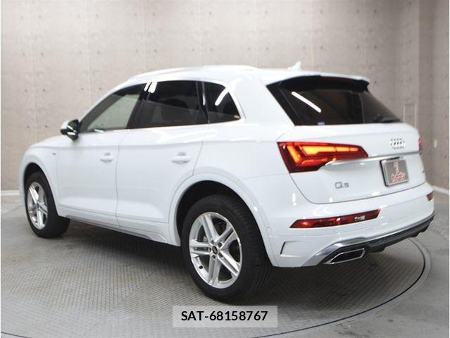 Audi Q5 2023-10 6275762-10