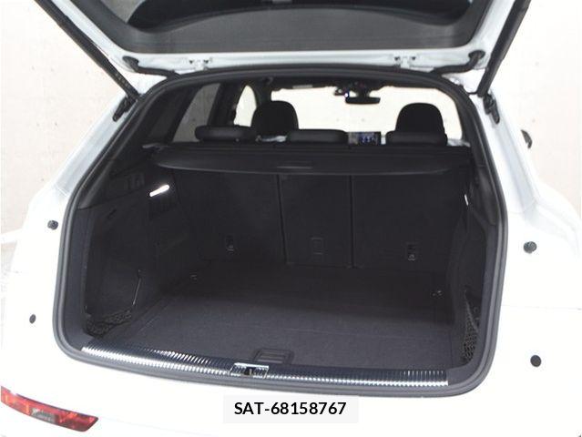 Audi Q5 2023-10 6275762-12