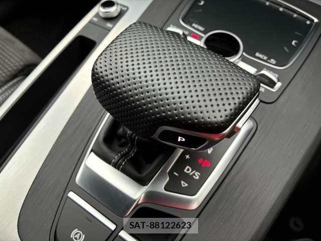 Audi Q5 2019-09 6610632-28