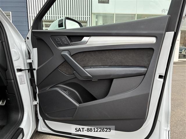 Audi Q5 2019-09 6610632-29