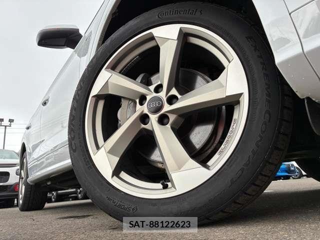 Audi Q5 2019-09 6610632-8