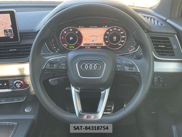 Audi Q5 2020-10 6670345-10