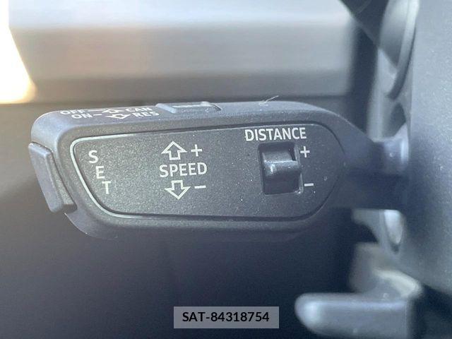 Audi Q5 2020-10 6670345-5