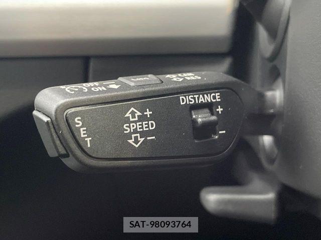 Audi Q5 2023-02 6670333-5