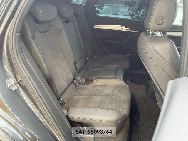 Audi Q5 2023-02 6670333-8
