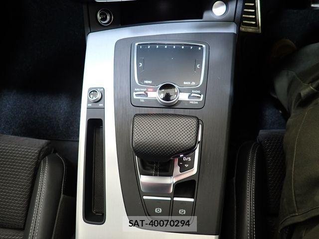 Audi Q5 2019-11 6813821-15