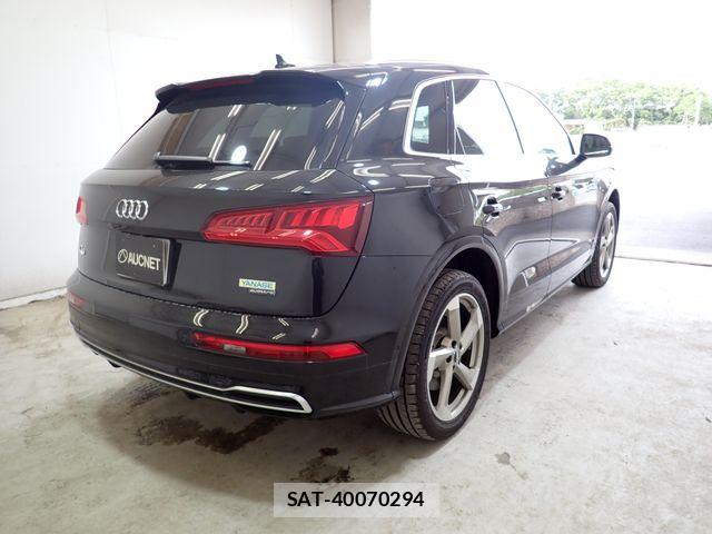 Audi Q5 2019-11 6813821-7