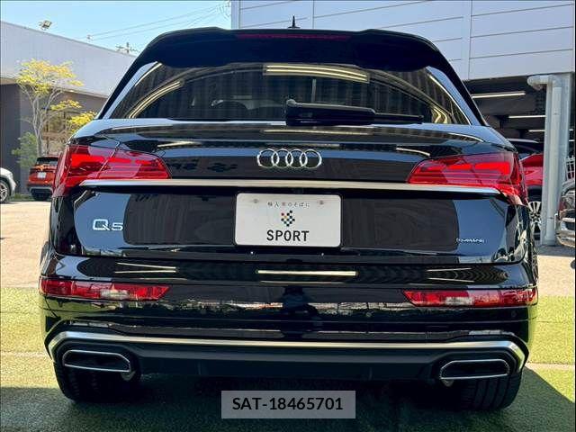 Audi Q5 2021-12 6813816-13