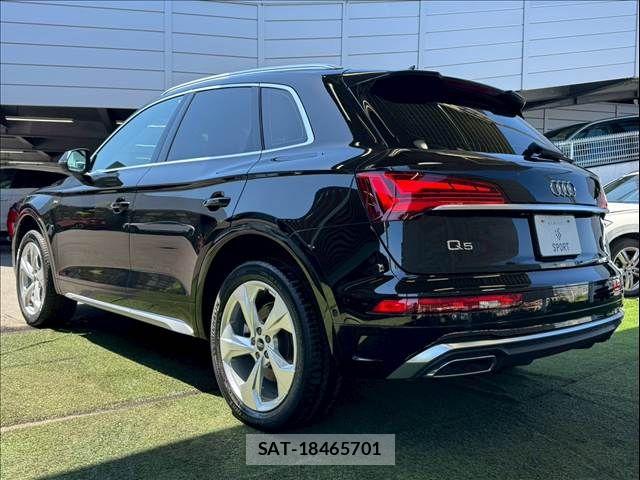 Audi Q5 2021-12 6813816-16