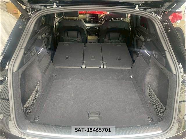 Audi Q5 2021-12 6813816-17