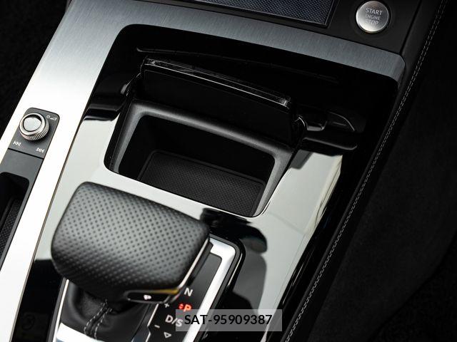 Audi Q5 2021-05 6813815-23