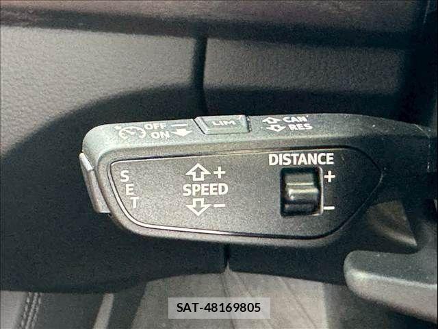 Audi Q5 2023-03 6813814-9