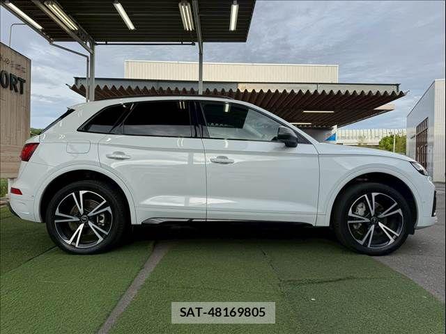 Audi Q5 2023-03 6813814-14