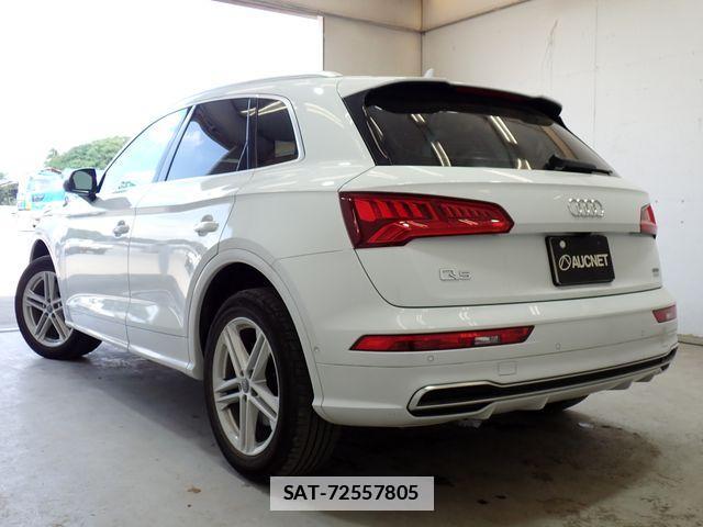 Audi Q5 2020-12 6902301-2