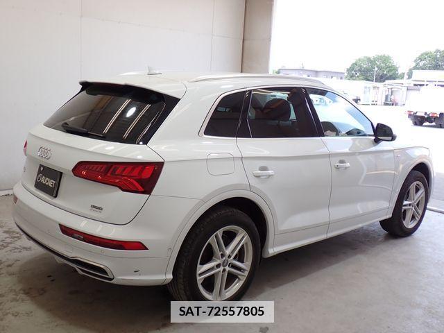 Audi Q5 2020-12 6902301-7