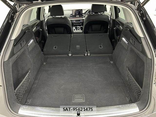 Audi Q5 2021-08 6989244-10