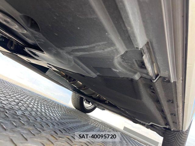 Audi Q5 2021-02 7057516-17