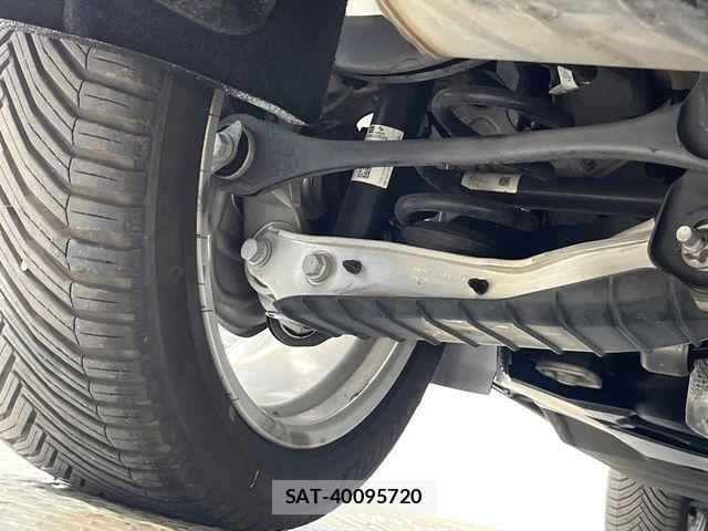 Audi Q5 2021-02 7057516-19