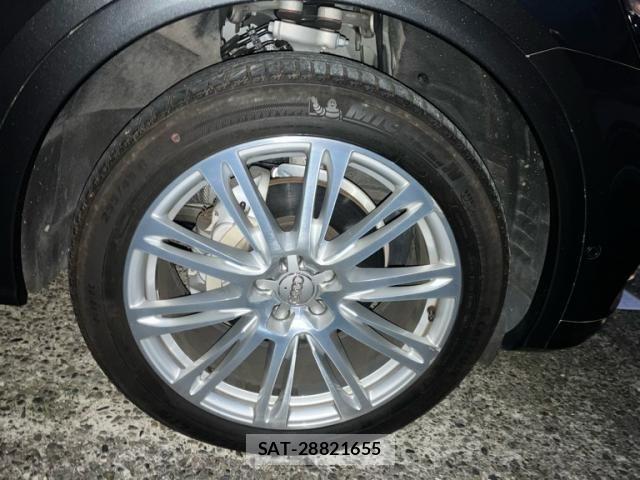 Audi Q5 2019-12 7215039-11