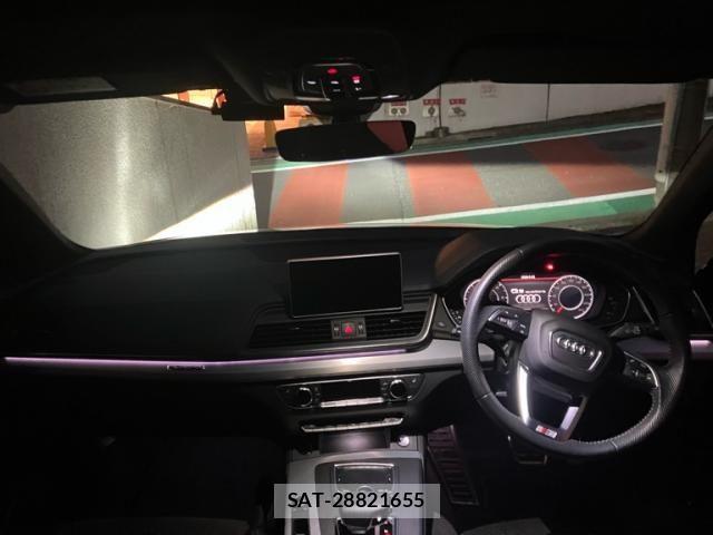 Audi Q5 2019-12 7215039-14