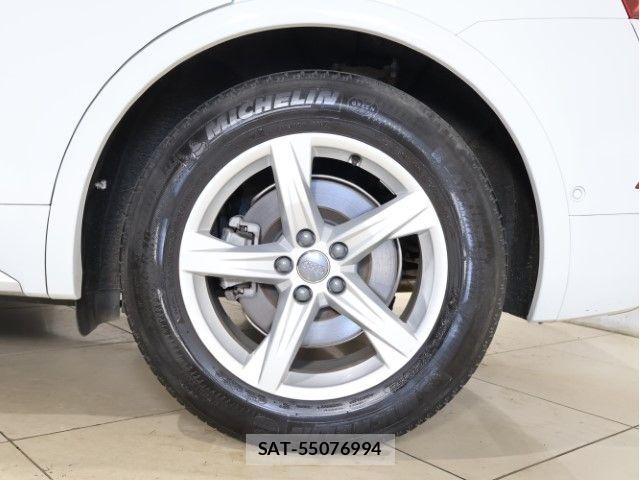 Audi Q5 2018-08 7325772-6