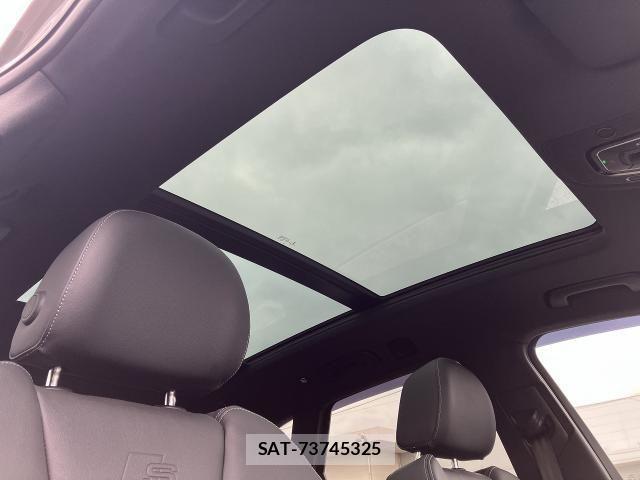 Audi Q5 2021-11 7325769-2