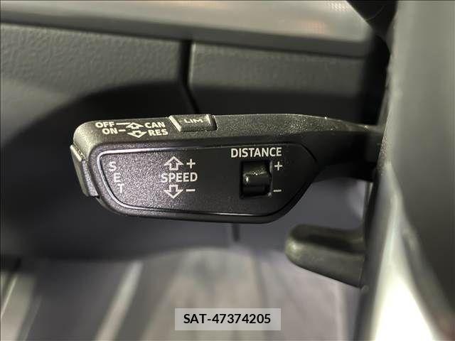 Audi Q5 2021-11 7356894-9