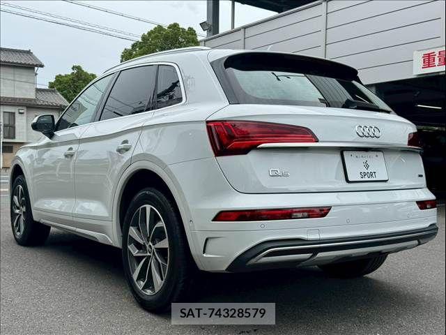 Audi Q5 2021-07 7356895-16