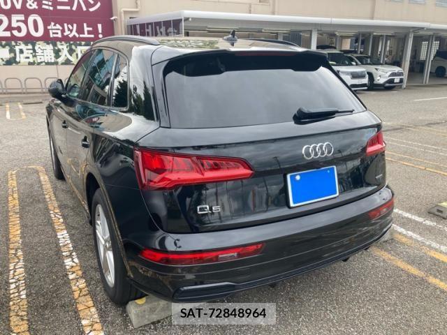Audi Q5 2020-06 7356898-2