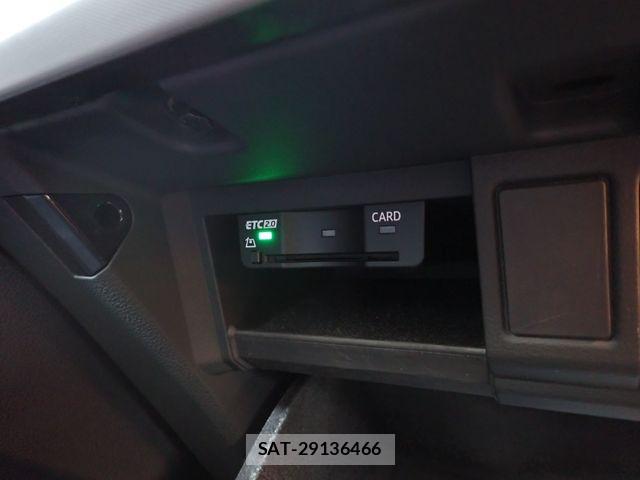 Audi Q5 2019-05 7391404-19