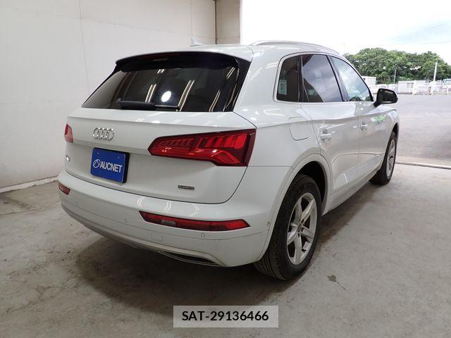 Audi Q5 2019-05 7391404-7