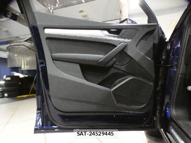 Audi Q5 2018-06 7453024-18