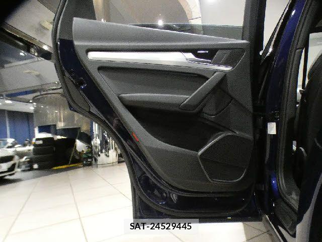 Audi Q5 2018-06 7453024-19
