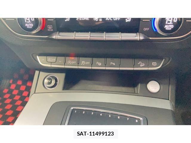 Audi Q5 2020-09 7453022-24