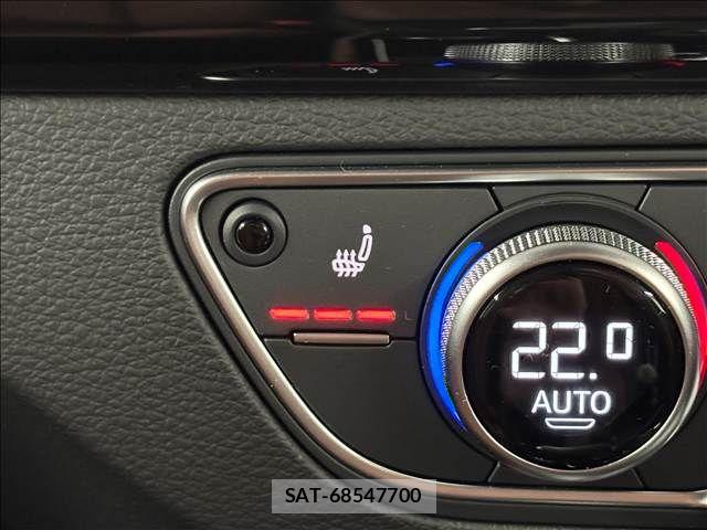 Audi Q5 2023-10 7499611-9
