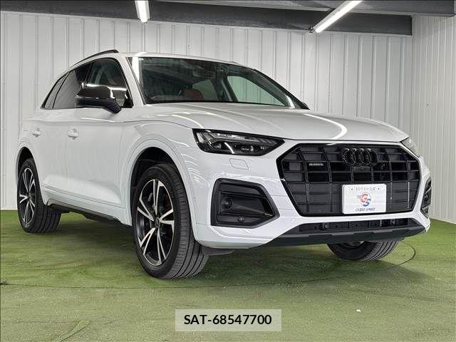 Audi Q5 2023-10 7499611-15