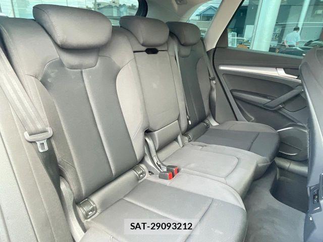 Audi Q5 2018-11 7615085-9