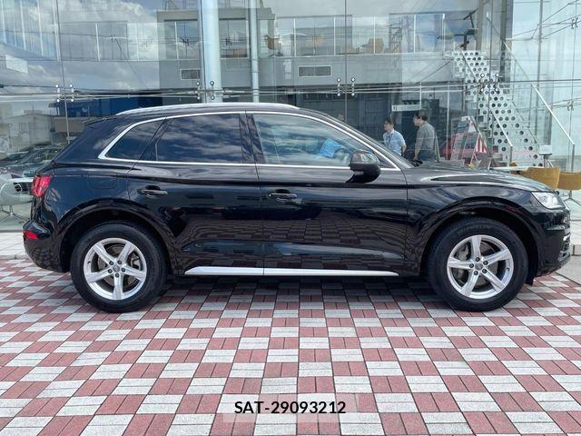 Audi Q5 2018-11 7615085-17
