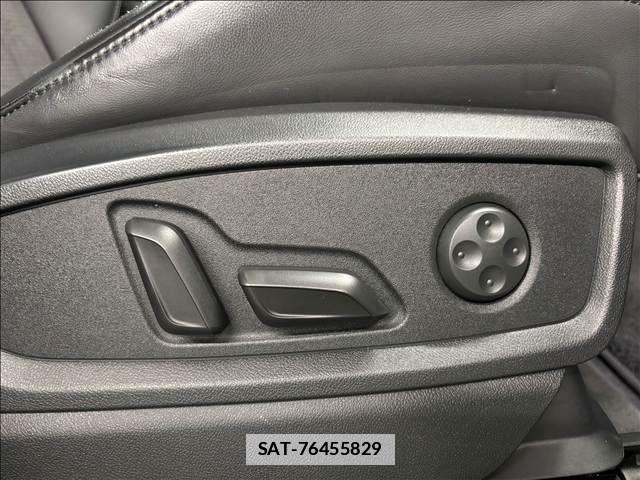 Audi Q5 2019-07 7720991-8