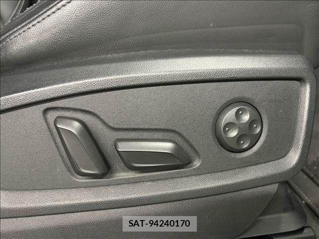 Audi Q5 2018-09 7720992-8